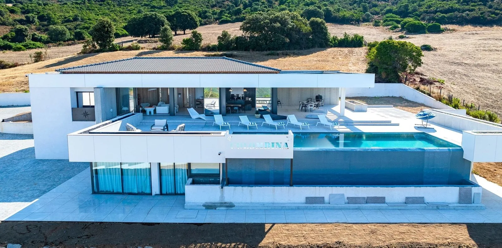 Le golfe d'Ajaccio et ses collines autour de la Villa Colombina